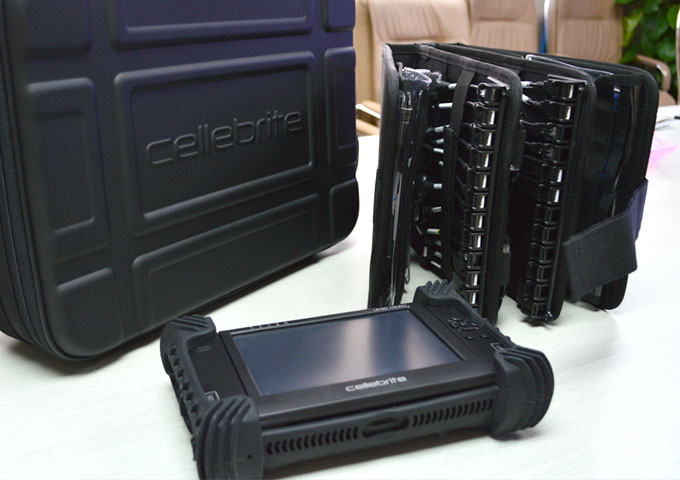 Cellebrite UFED touch ultimate֙C(j)ȡCO(sh)/ȡCϵy(tng)